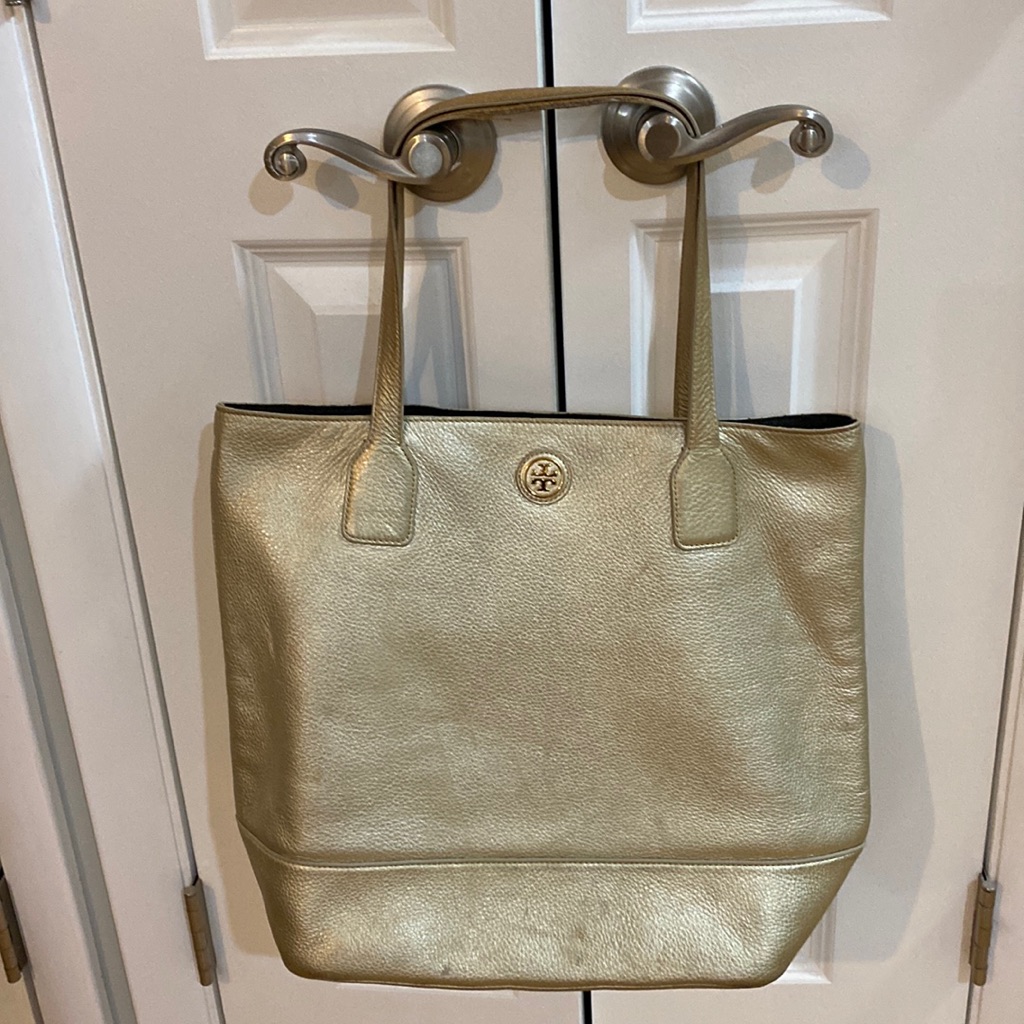 Tory Burch “Michelle” Tote In Metallic Gold